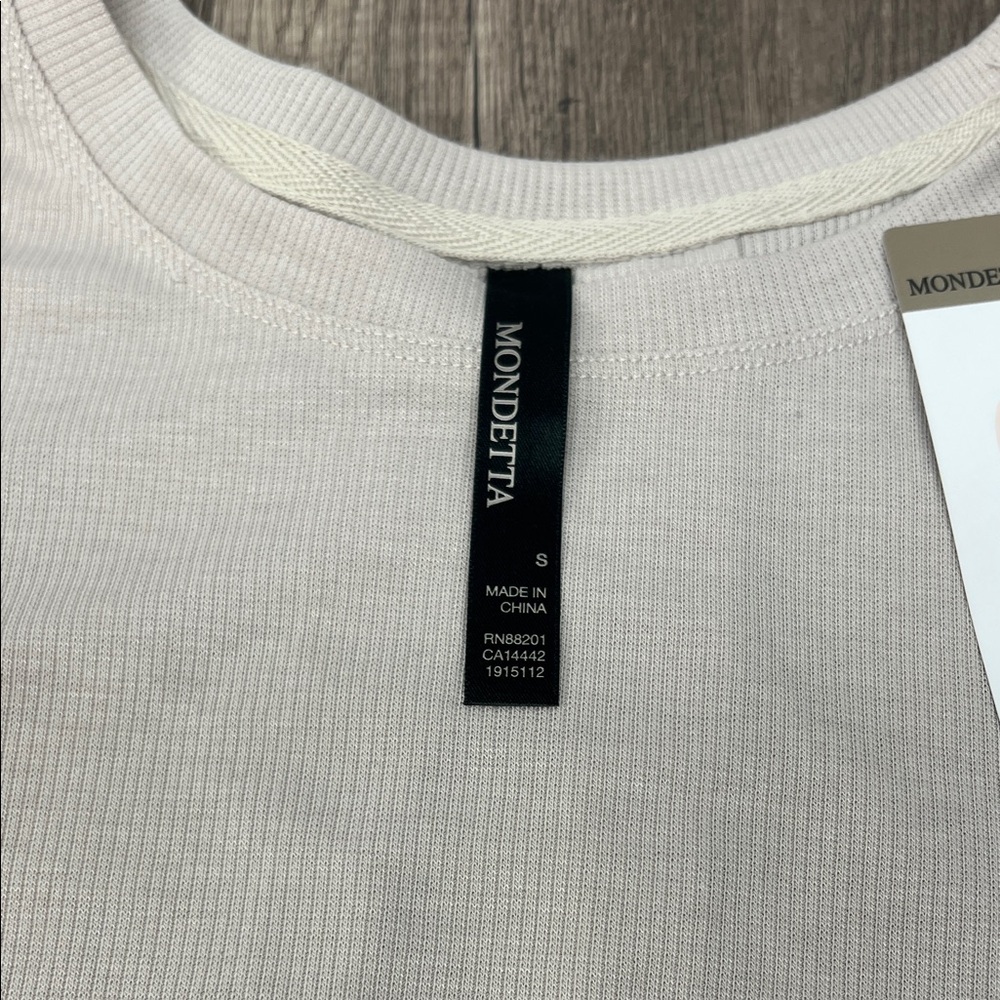 Mondetta Women's Long Sleeve Crewneck Top - Light Taupe - Picture 3 of 8